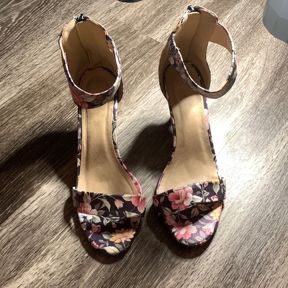 Floral heels